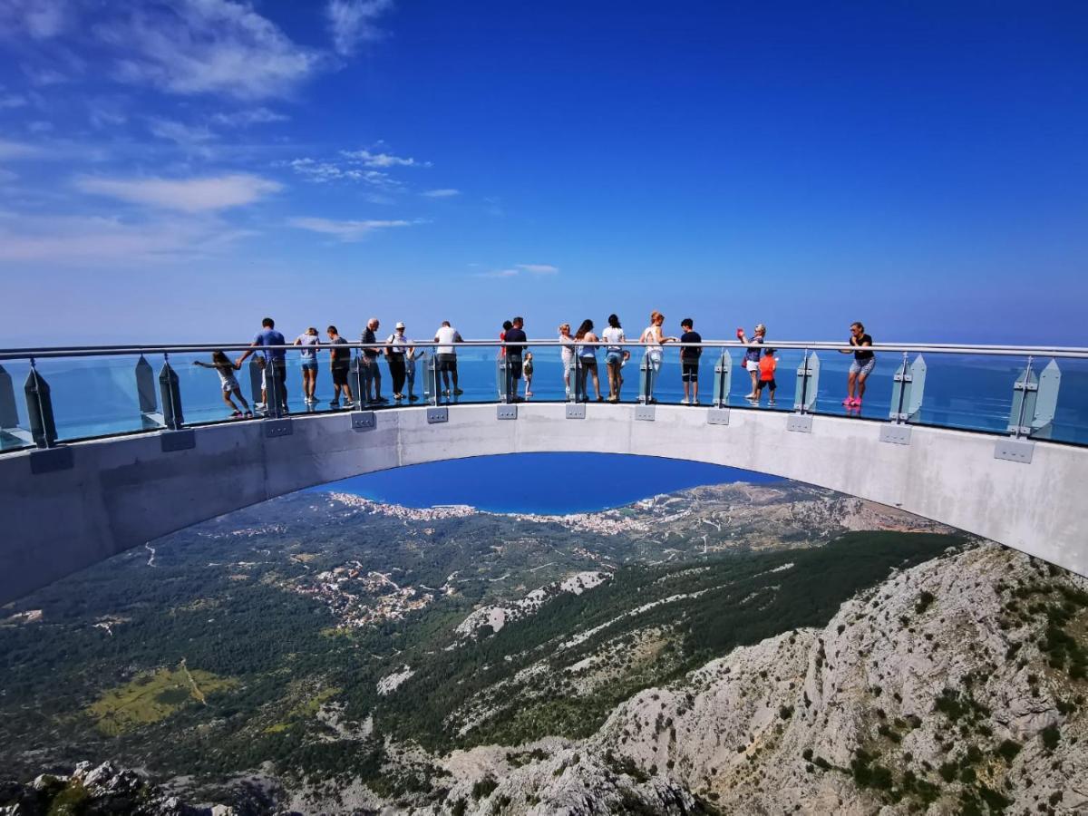 Apartments Deak Makarska Eksteriør billede