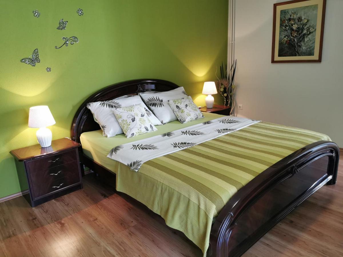 Apartments Deak Makarska Eksteriør billede