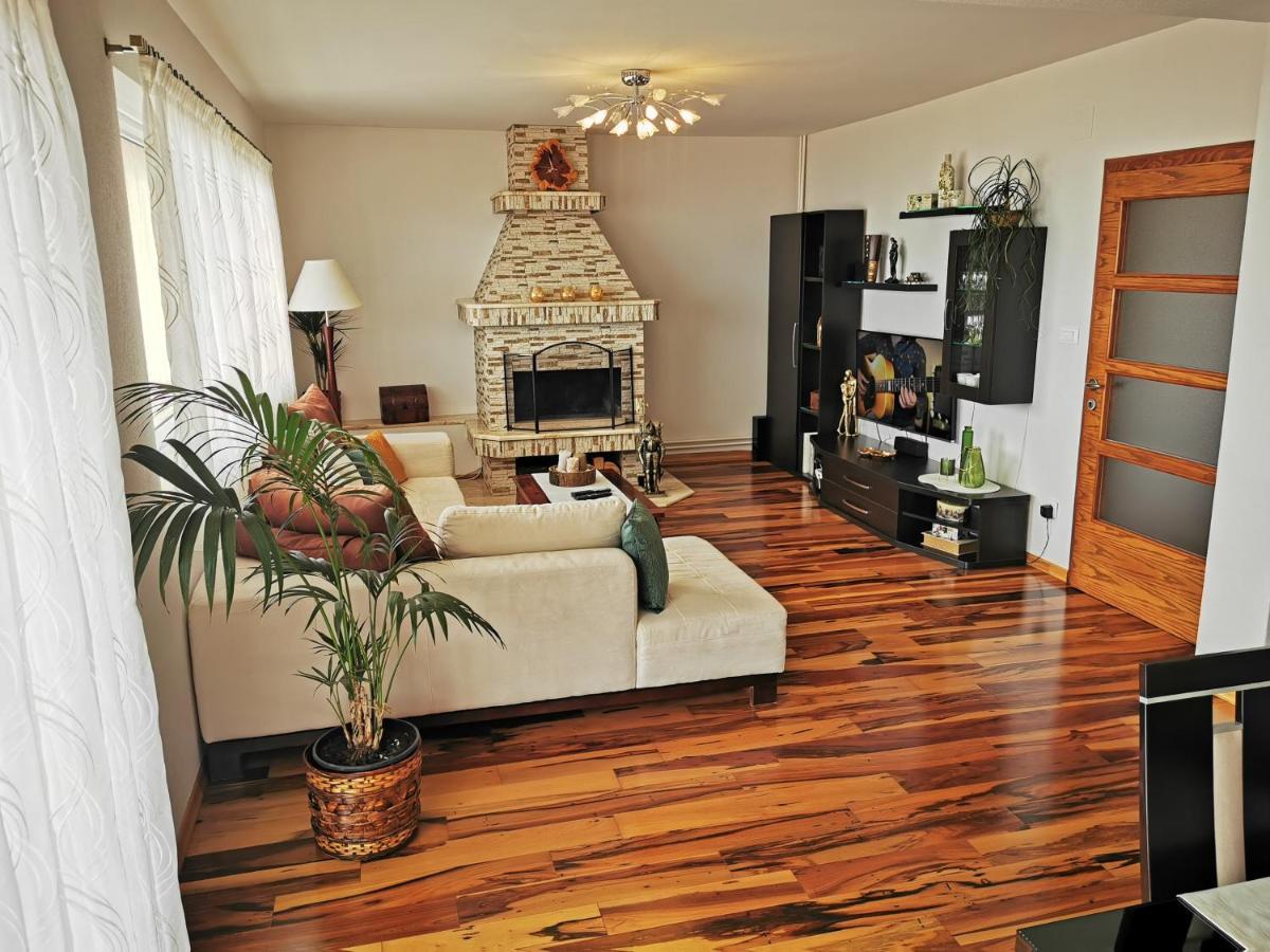 Apartments Deak Makarska Eksteriør billede