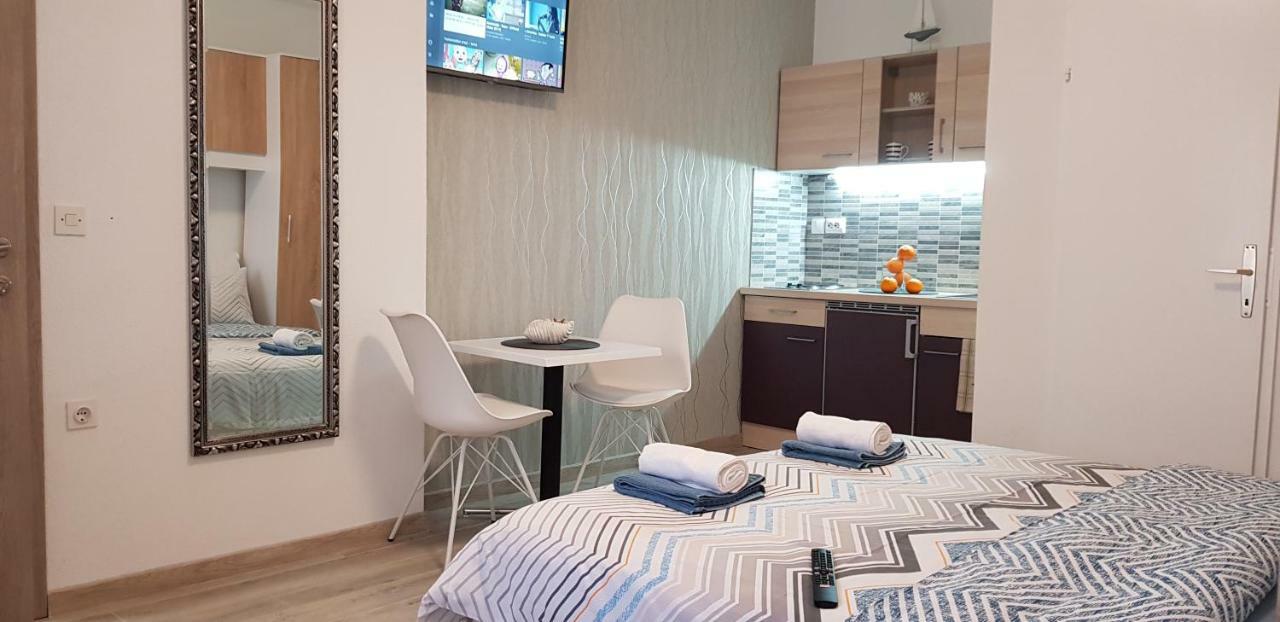 Apartments Deak Makarska Eksteriør billede