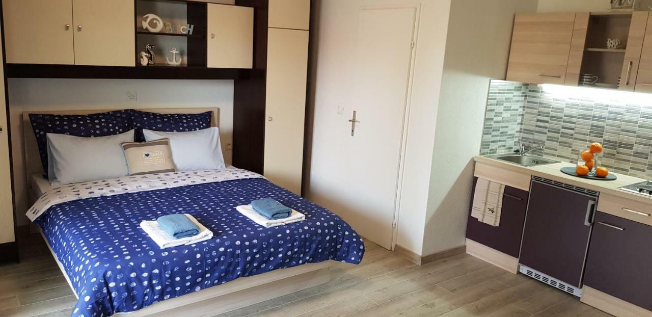 Apartments Deak Makarska Eksteriør billede