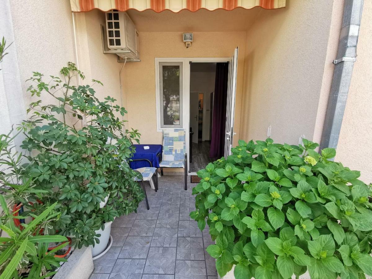 Apartments Deak Makarska Eksteriør billede