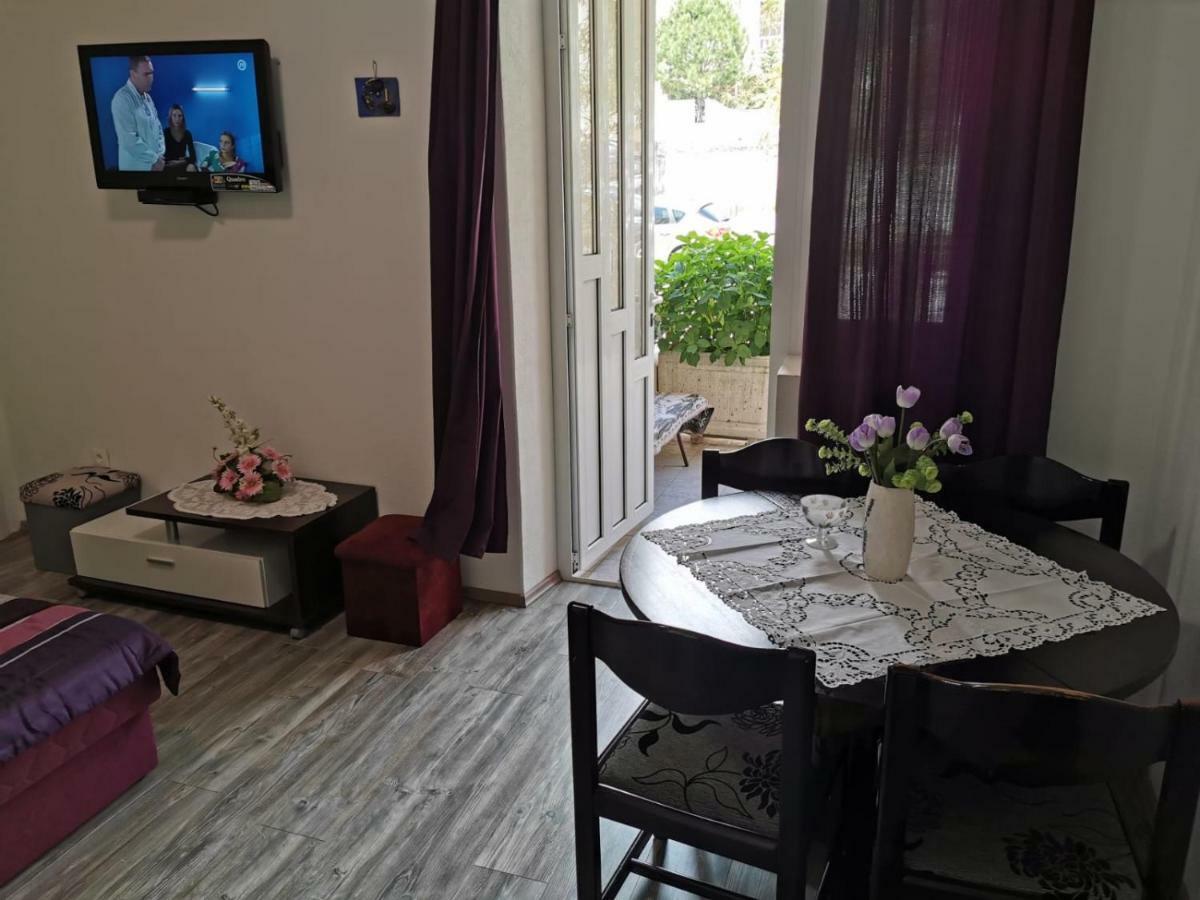 Apartments Deak Makarska Eksteriør billede